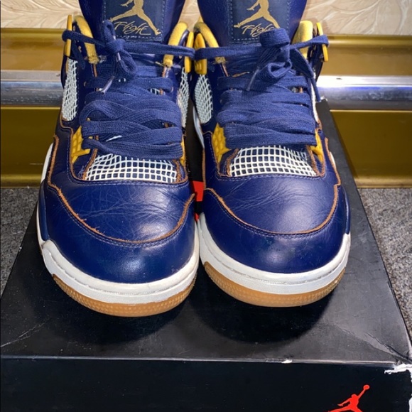Air Jordan Retro 4 Dunk From Above - Picture 2 of 7